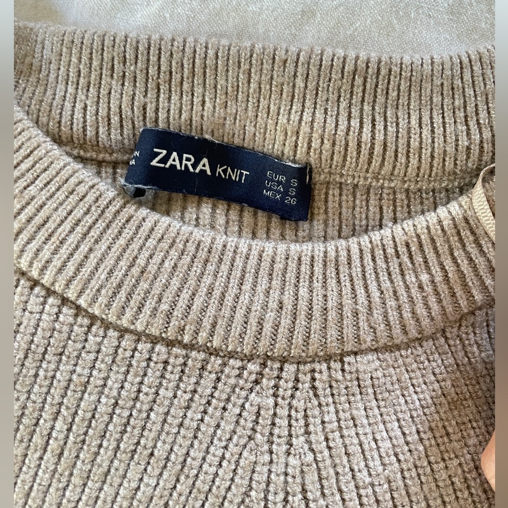 Zara knit neutral ribbed batwing sweater